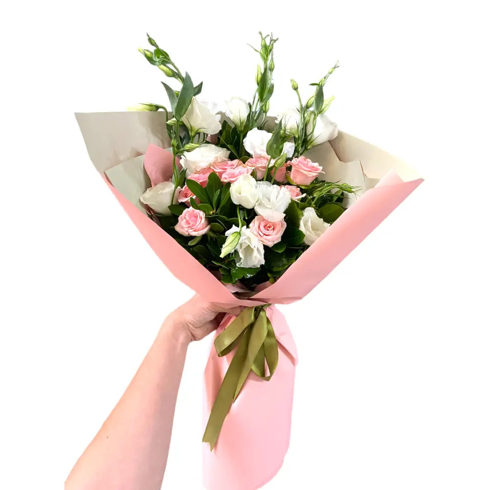 Pembe Gül ve Beyaz Lisyantus