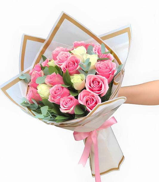 İthal Pembe Beyaz Gül Buketi