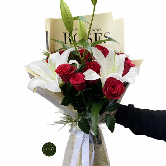 Lilyum ve 15 Adet Gül Buketi